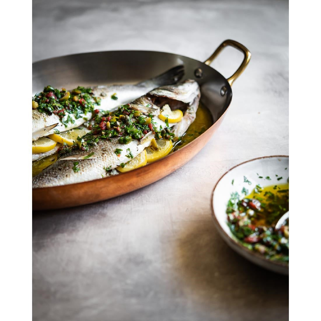 HZ641 - De Buyer Inocuivre Oval Dish with Brass Handles 32cm