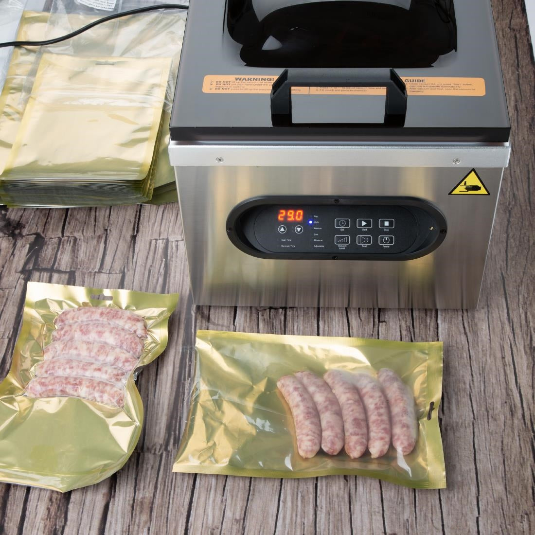 JA026 Vogue Gold Flat Vacuum Pouches 250x350mm (Pack 100)