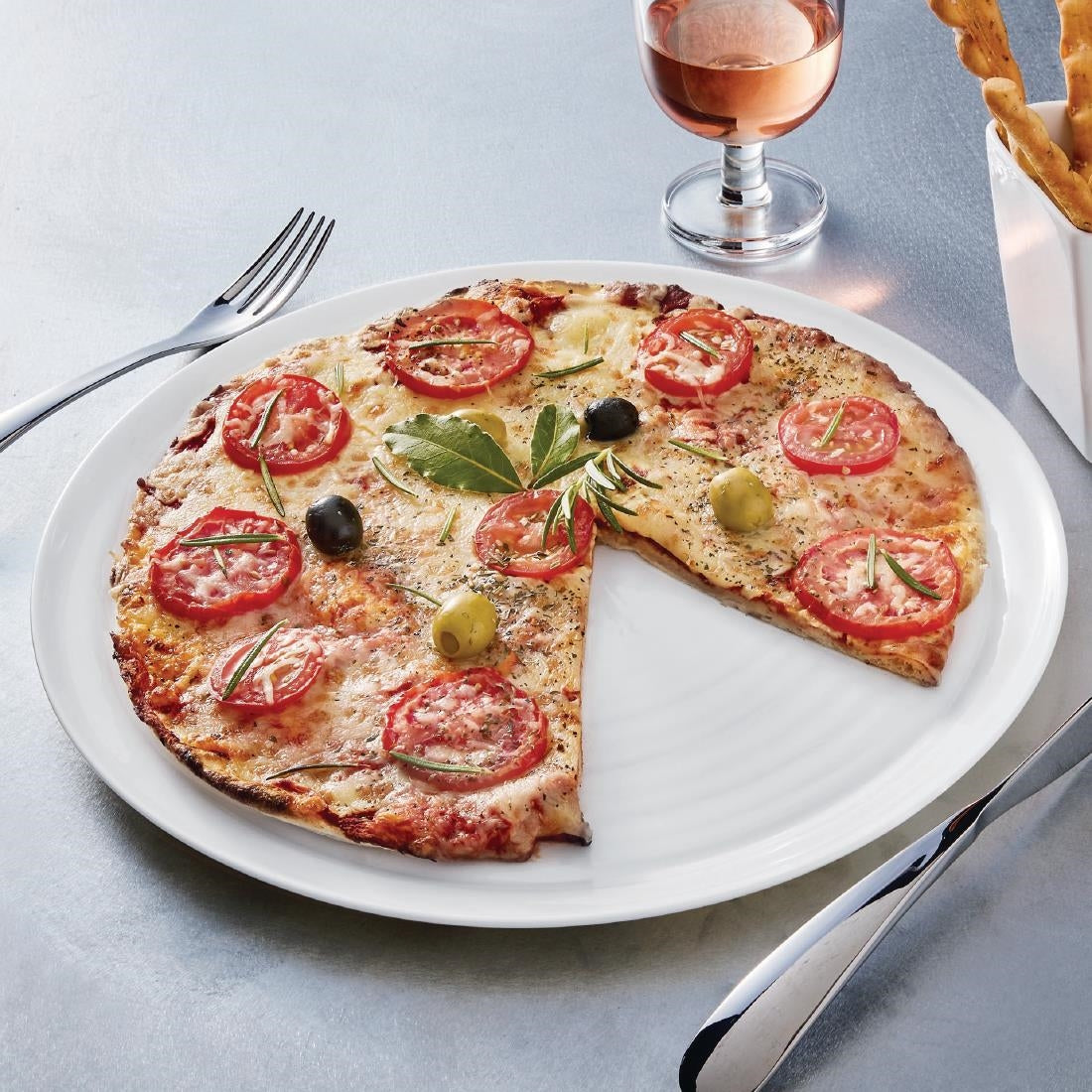 JB091 Arcoroc Evolutions Pizza Plates - White 320mm (12 Pack)