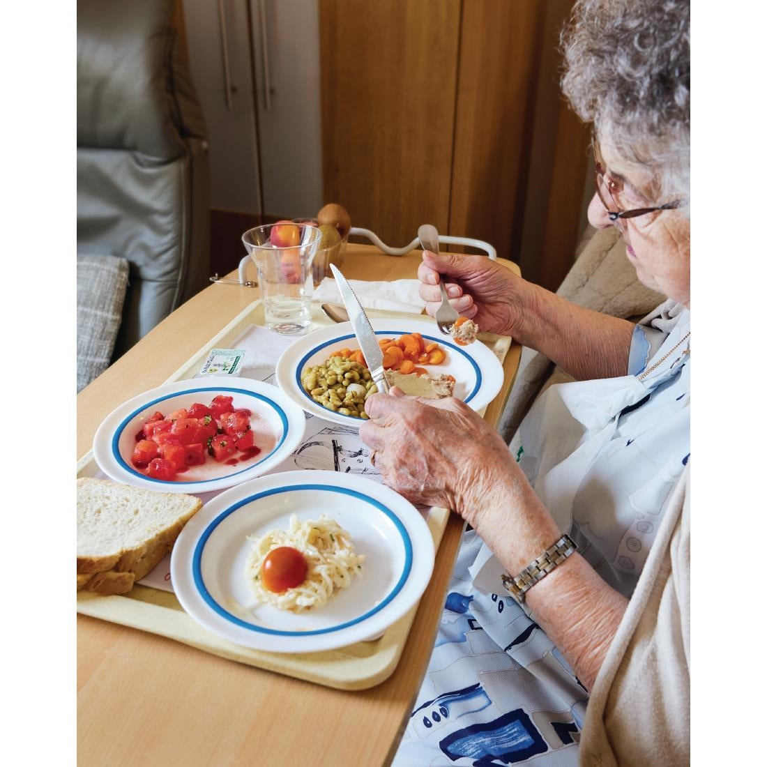 JC962 Autonomy Blue Border Soup Dish - 230mm (Pack 12)