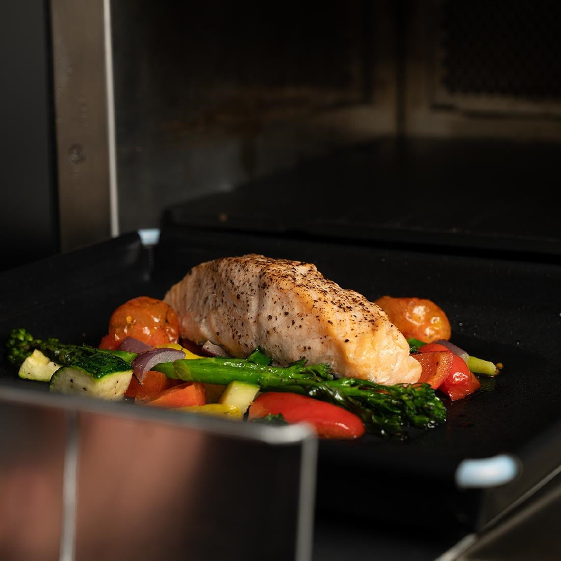 Pratica Fit SM Single Mag Black High Speed Oven
