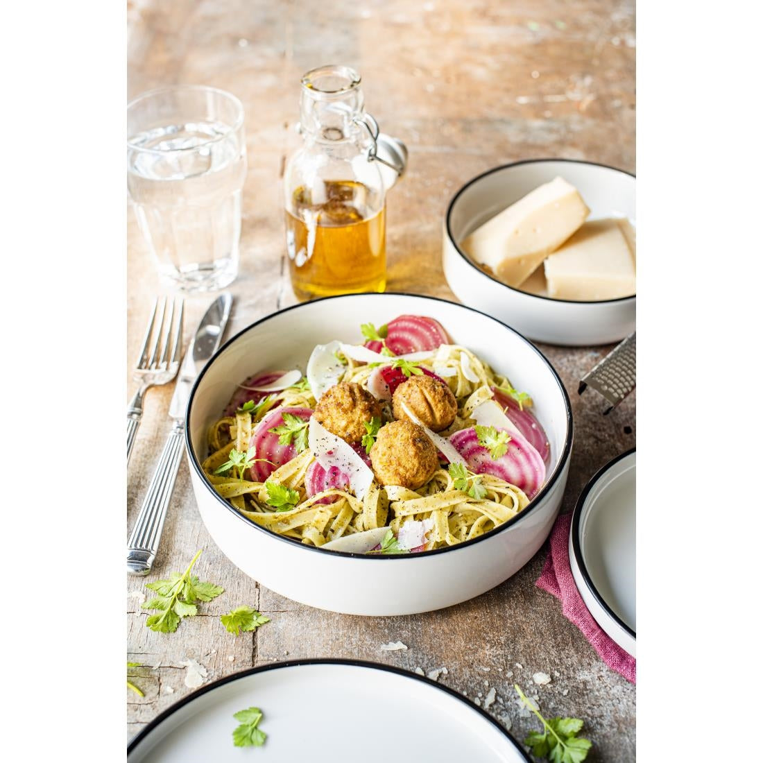 VV3391 Steelite Asteria Tray Round Stkg 202.5mm (Box 12)(Direct)