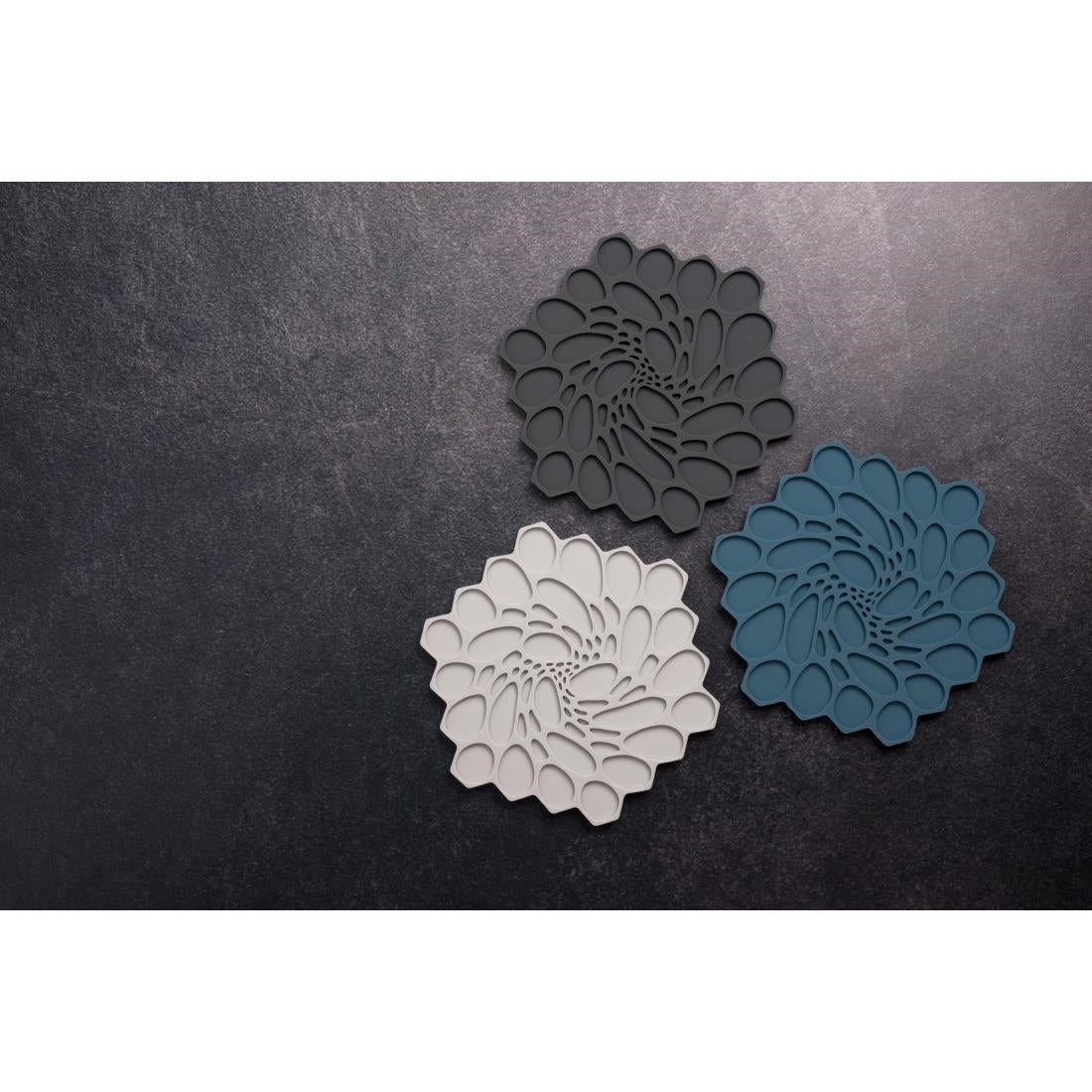 VV3432 Steelite Modern Twist Trivet Midnight Hive 178mm (Box 6)(Direct)