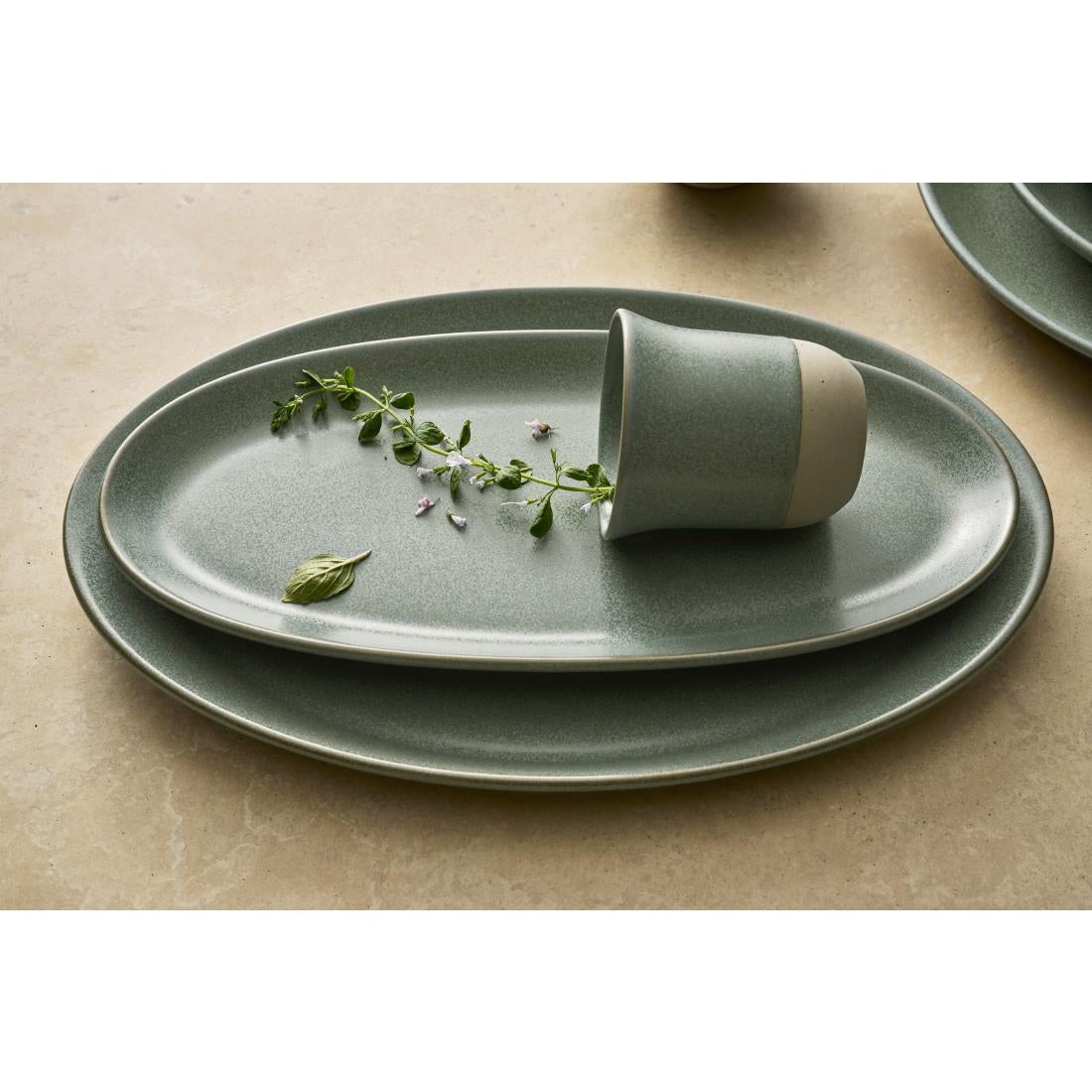 VV4640 Steelite Carnaby Oval Platters Teal 305x202mm (Pack of 12)