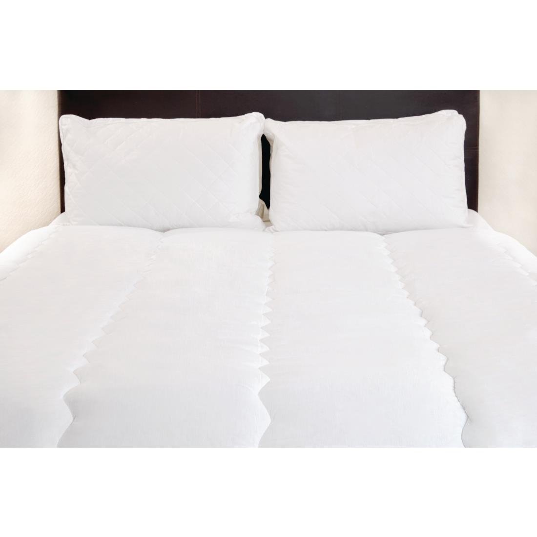 GT749 Mitre Comfort Microfibre 10.5 Tog Duvet Super King