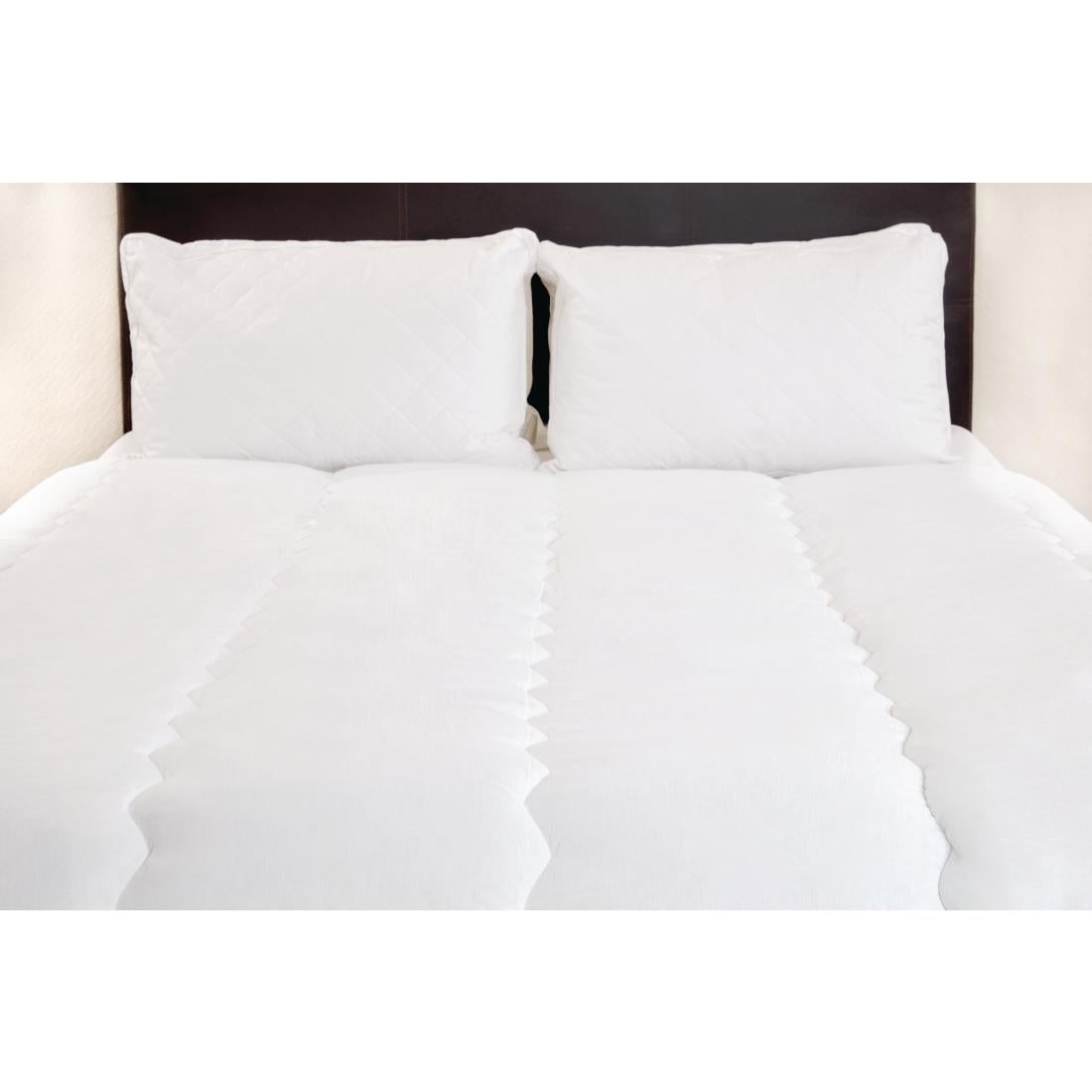 GT748 Mitre Comfort Microfibre 10.5 Tog Duvet King Size