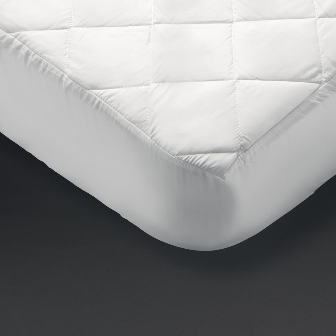 GT835 Mitre Comfort Quiltop Mattress Protector Double