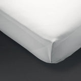 GT869 Mitre Essentials Spectrum Flat Sheet White King Size - JD Catering Equipment Solutions Ltd