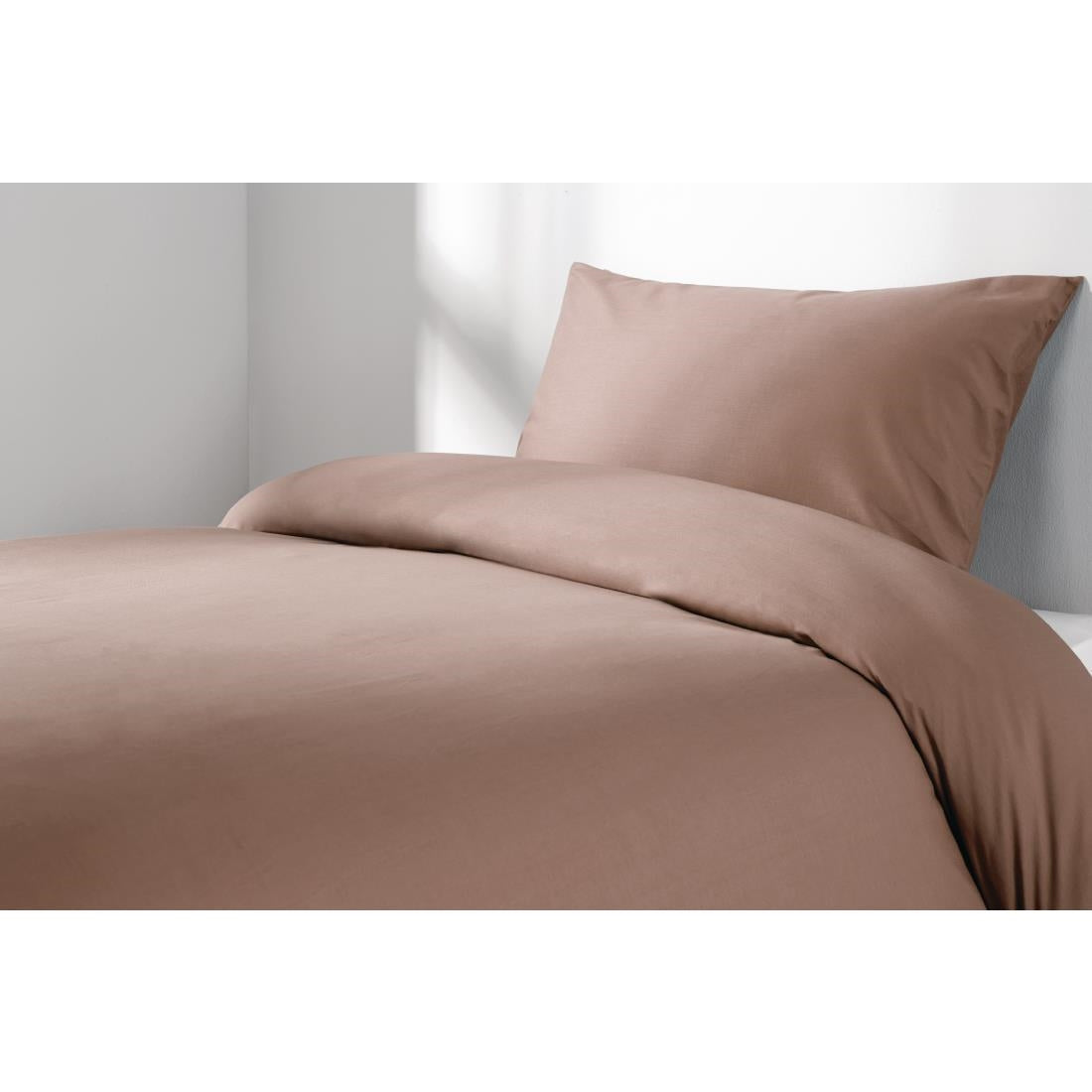 GU224 Mitre Essentials Spectrum Flat Sheet Mocha Double