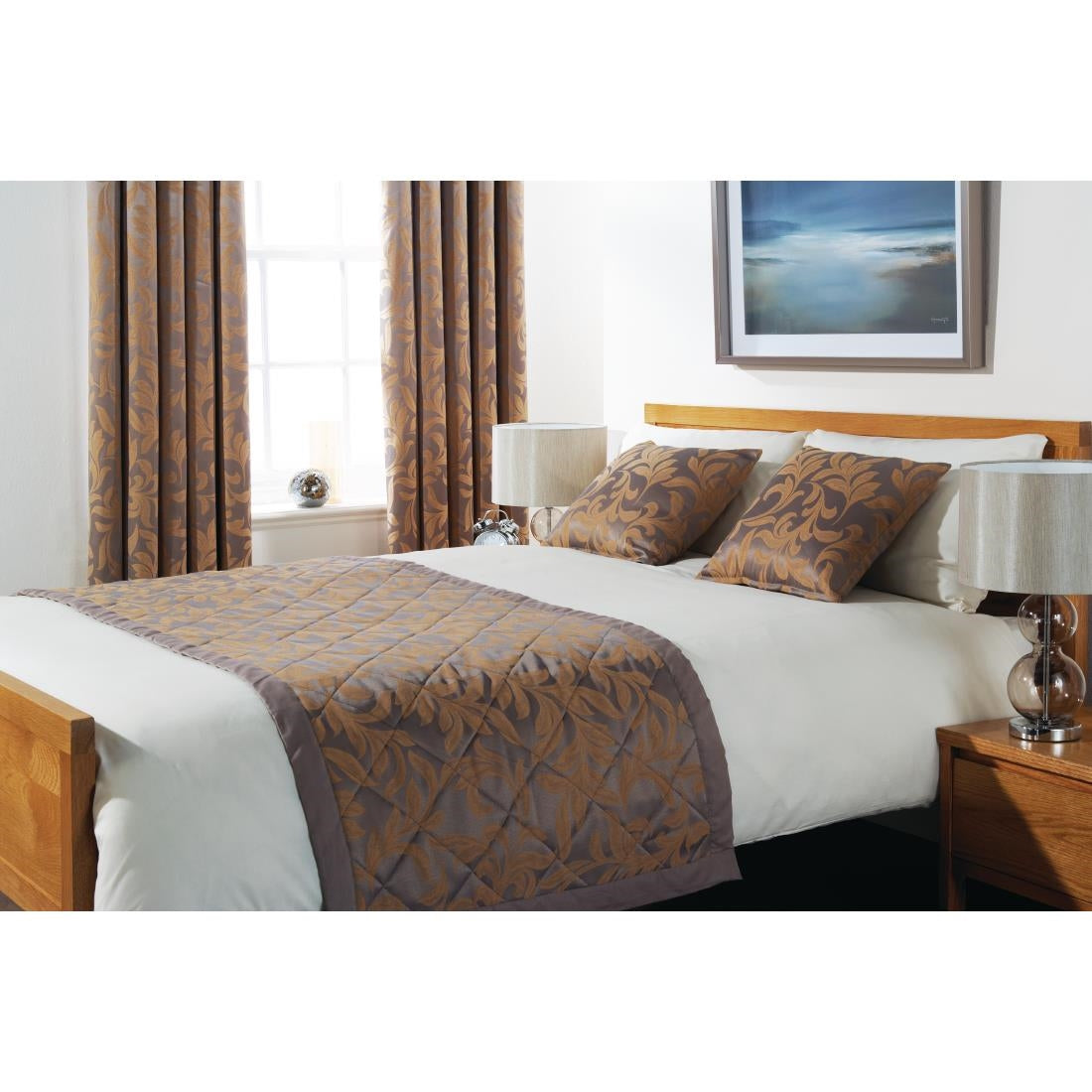 GW237 Mitre Essentials Kensington Bedspread Greystone King