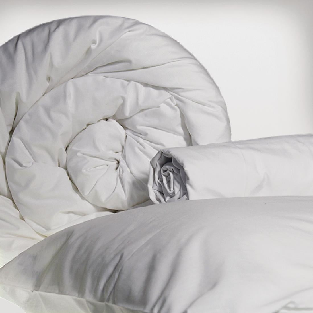 HB505 Mitre Essentials Spectrum Small Double Bedding Set White