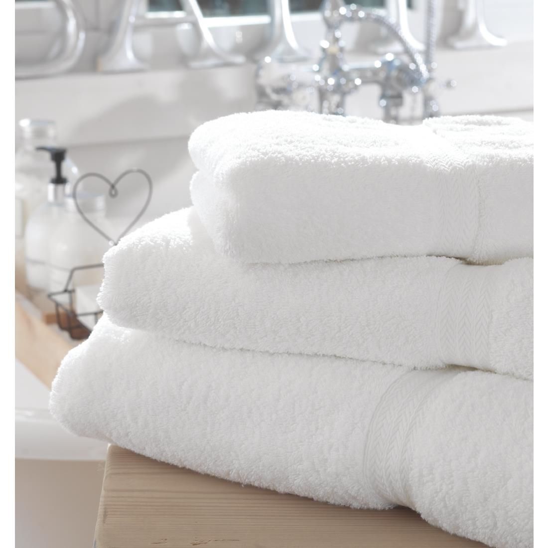 GT854 Mitre Comfort Riviera Bath Towel White