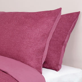 HD382 Mitre Essentials Opal Pillowcase Plum - JD Catering Equipment Solutions Ltd