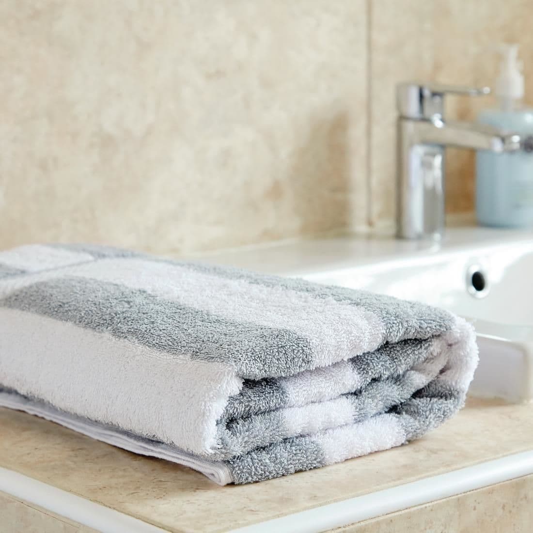 HD333 Mitre Mitre Comfort Splash Towel Grey